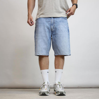 Mens Levi’s jorts W38