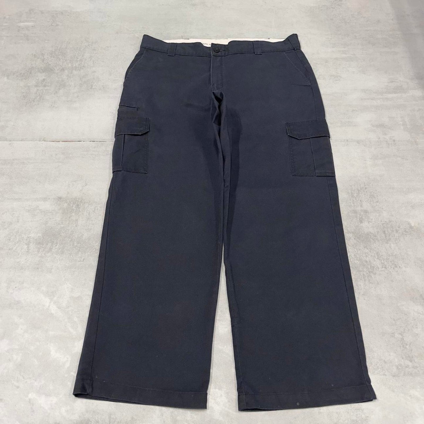 Dickies cargo trousers W38L30 black loose chino style skater cargo pants