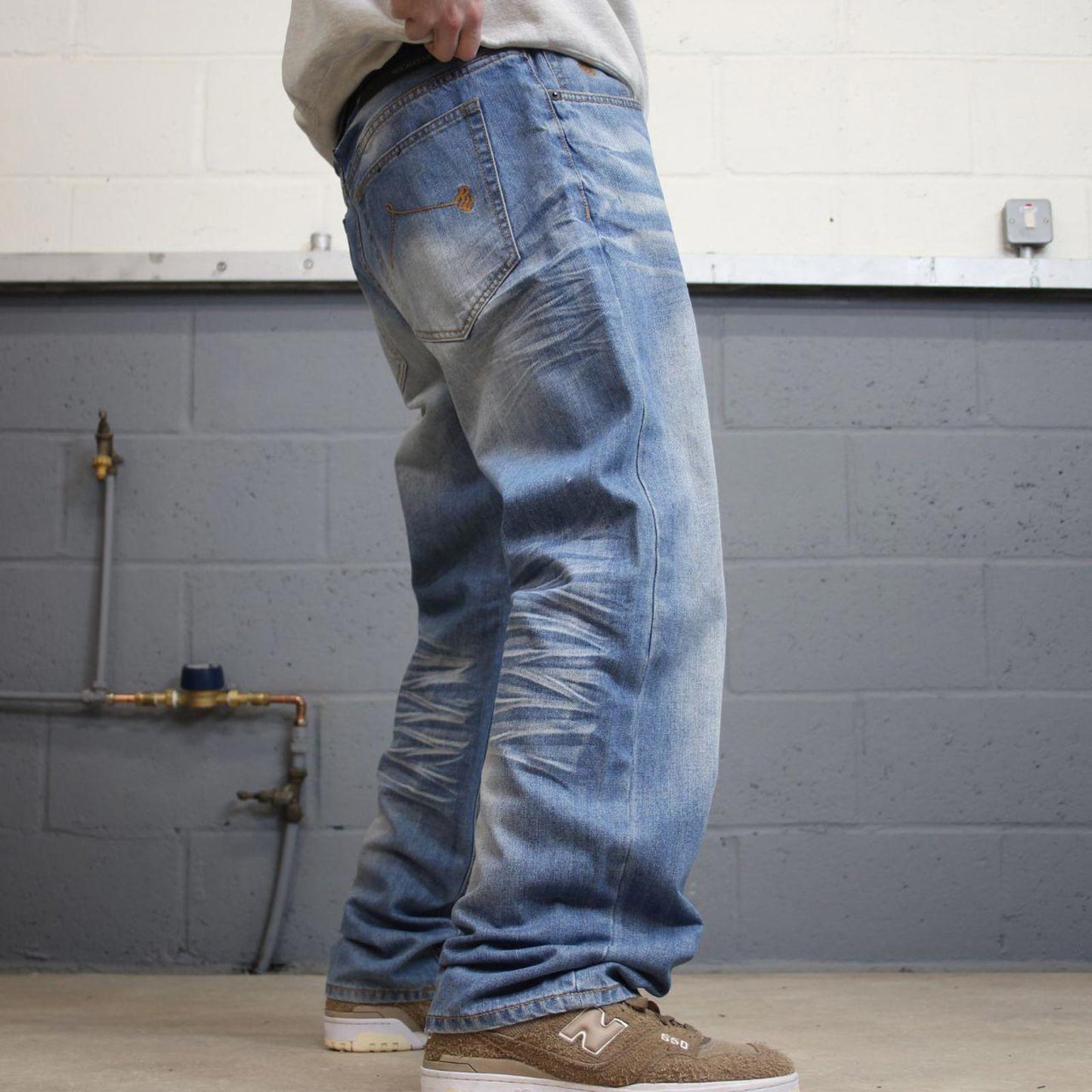 90s y2k Rocawear jeans embroidered W38L32 loose blue denim skate style hip hop pants