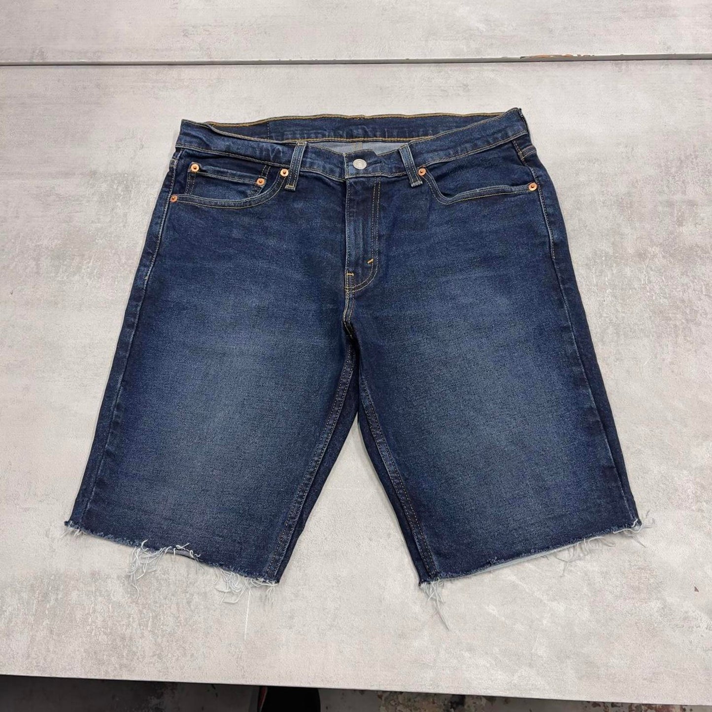 Levi's jean shorts W32