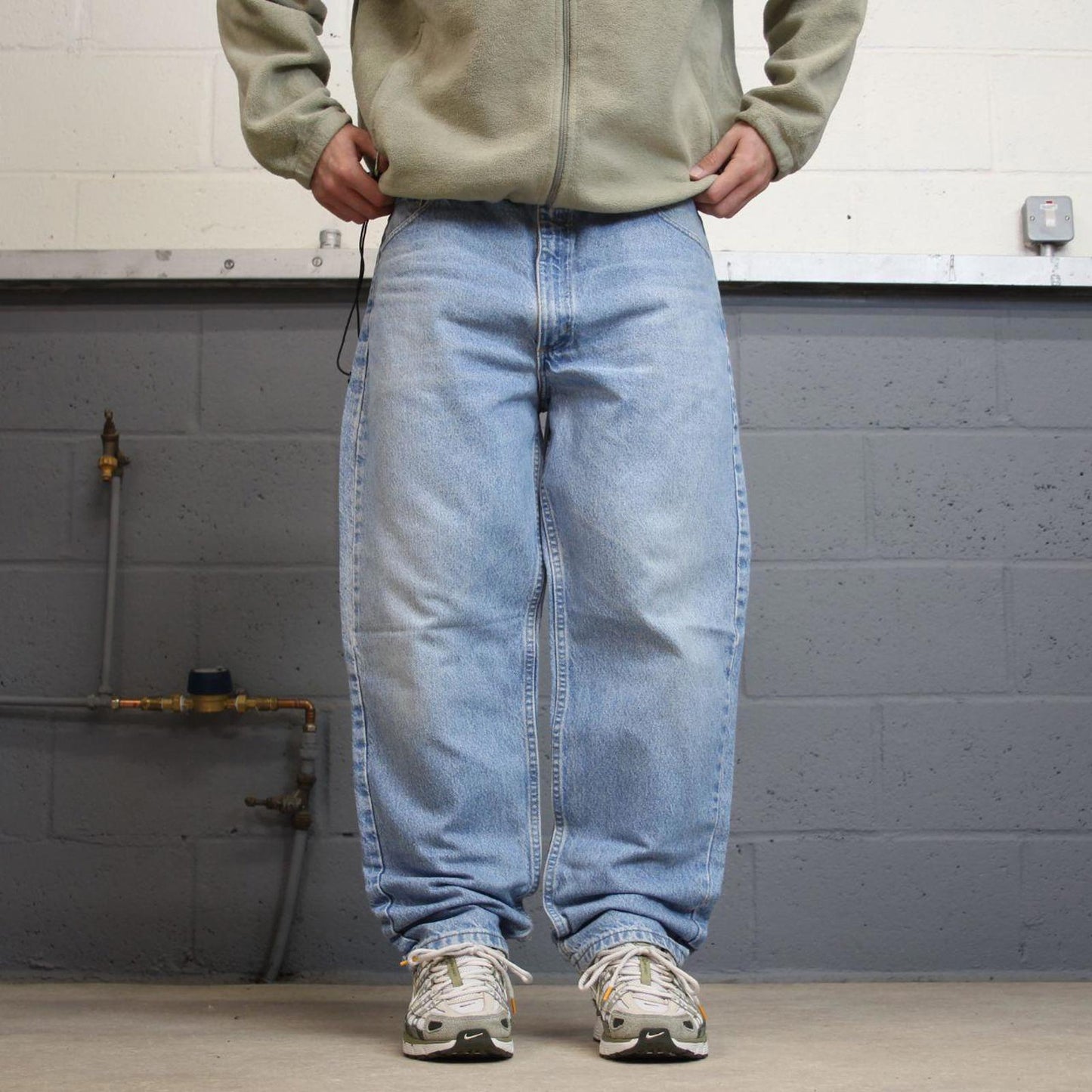 Y2K vintage Carhartt denim jeans blue Loose straight leg denim skate style workwear pants