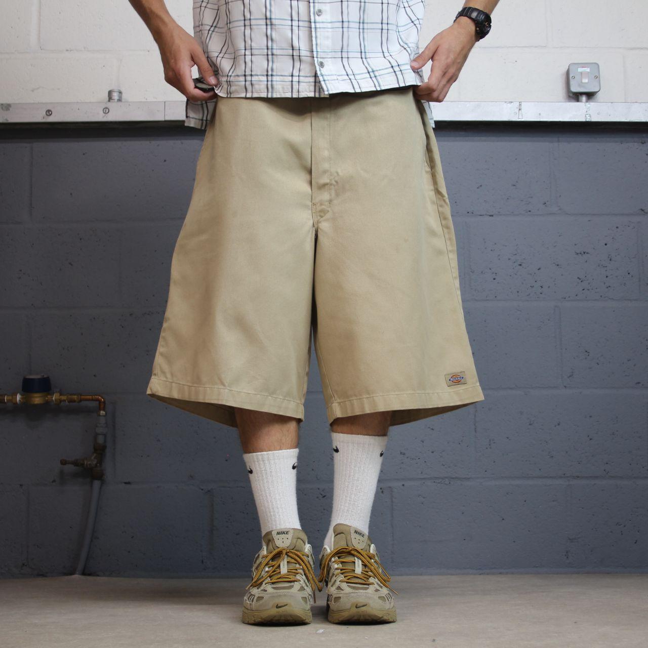 Dickies long baggy shorts W42 khaki carpenter Long chino skater style utility workwear