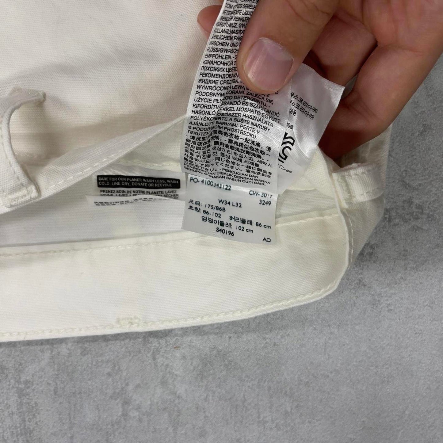 White Levis carpenter jeans W34L30 denim straight fit y2k style cargo trousers tab logo