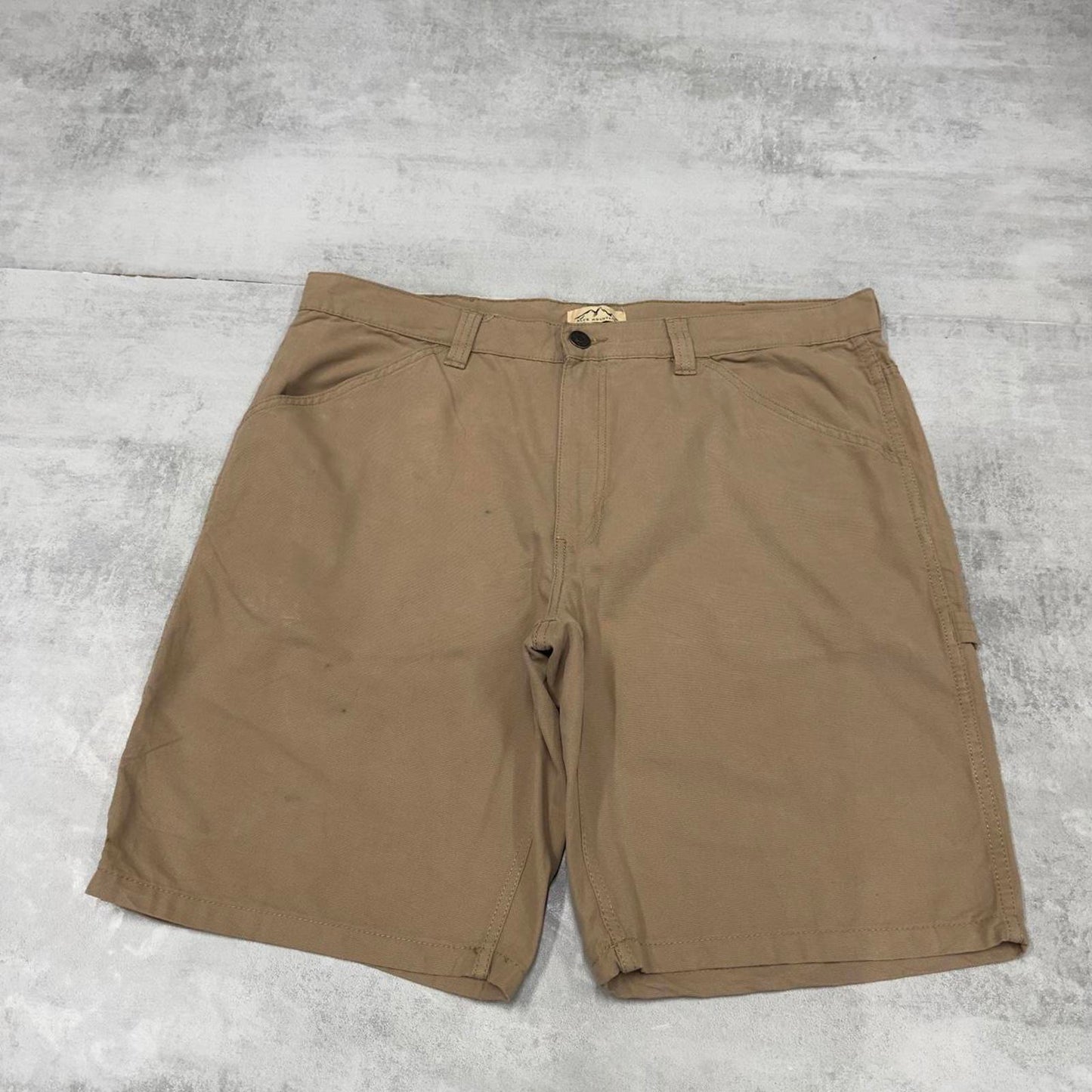 Blue Mountain carpenter shorts W40