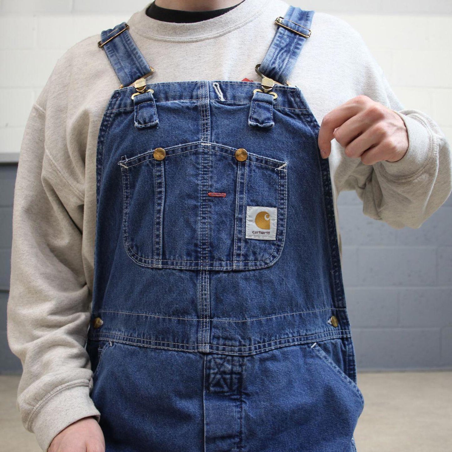 Vintage Carhartt dungarees W38L34 mens denim overalls blue utility worker skater