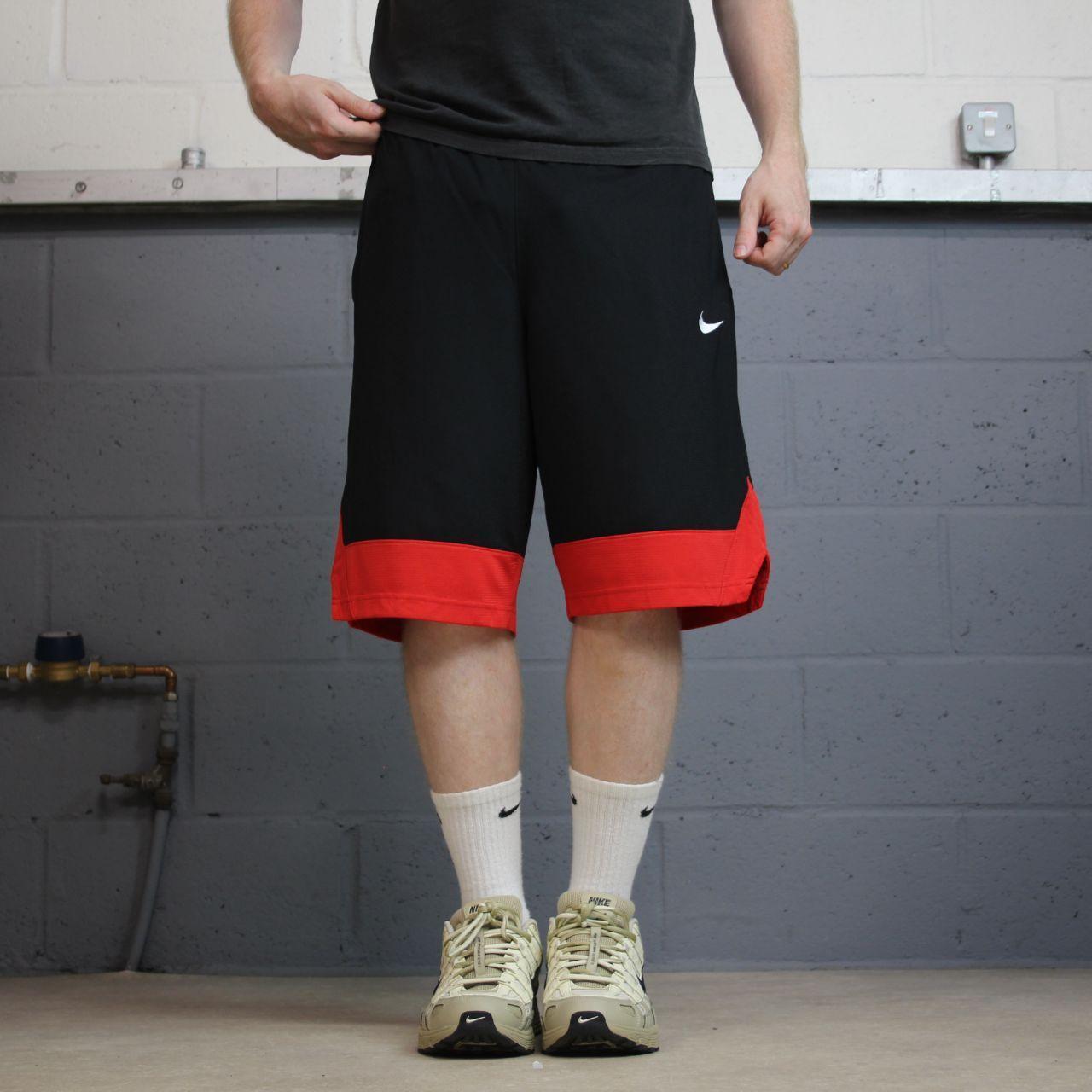 Nike sports shorts y2k black red Dri-Fit comfy floaty summer gym shorts