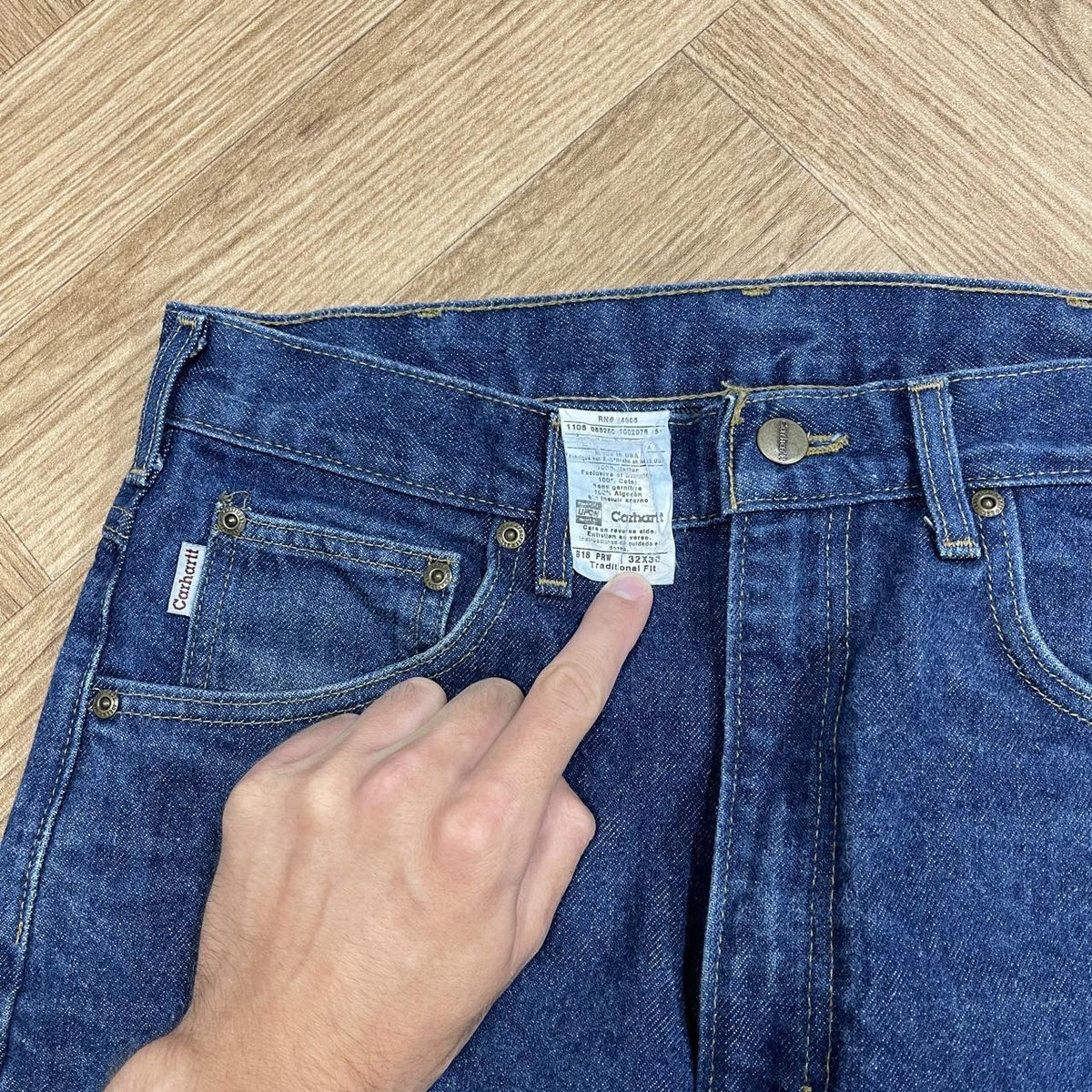 Vintage Carhartt jeans straight fit Y2K traditional fit thick blue denim work pants
