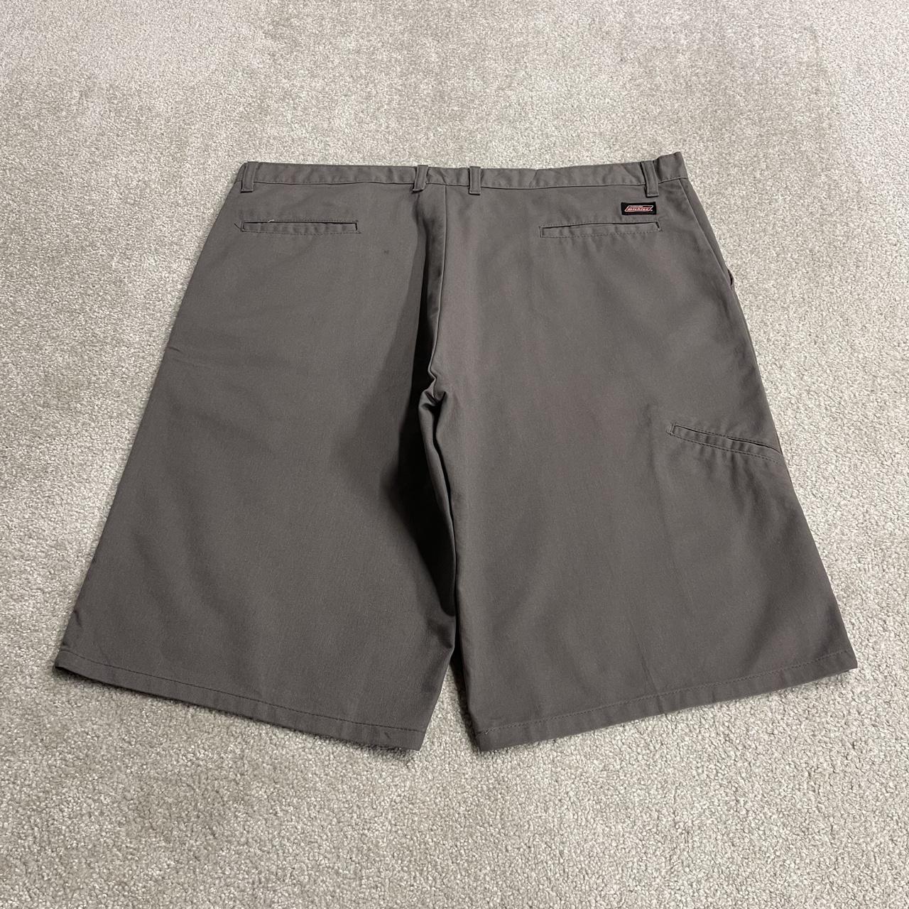 Dickies baggy cargo shorts W42 grey long leg chino style summer skater shorts