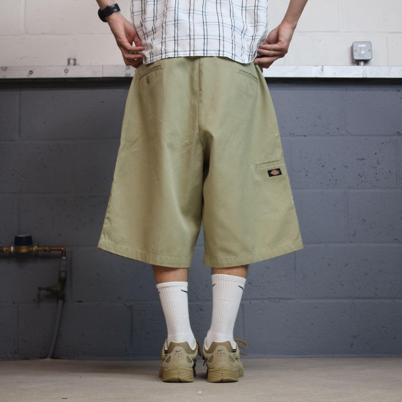 Dickies extra baggy carpenter shorts khaki Chino skater shorts long wide leg surf style