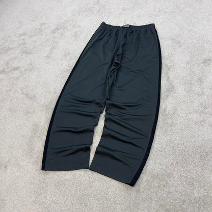 Baggy Nike Trackies Large Grey y2k 00s style loose wide leg joggers embroidered logo side stripe