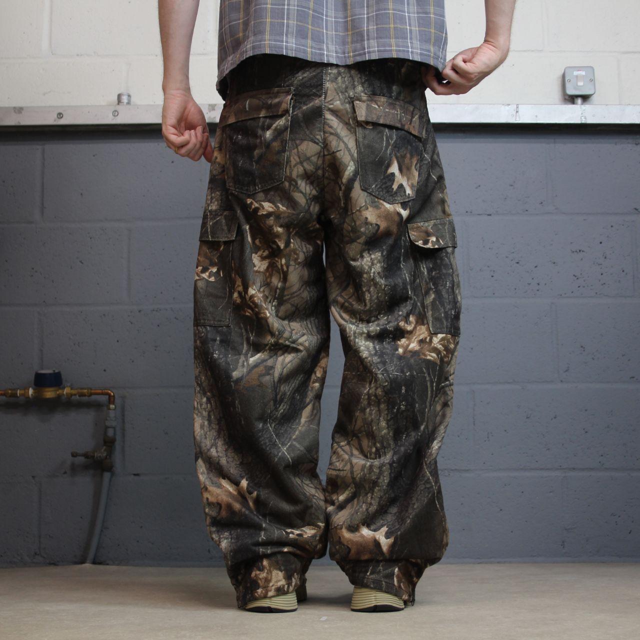 Baggy Realtree camo cargo pants Y2K W34L31 khaki lined fleece Hardwoods camouflage hunting utility