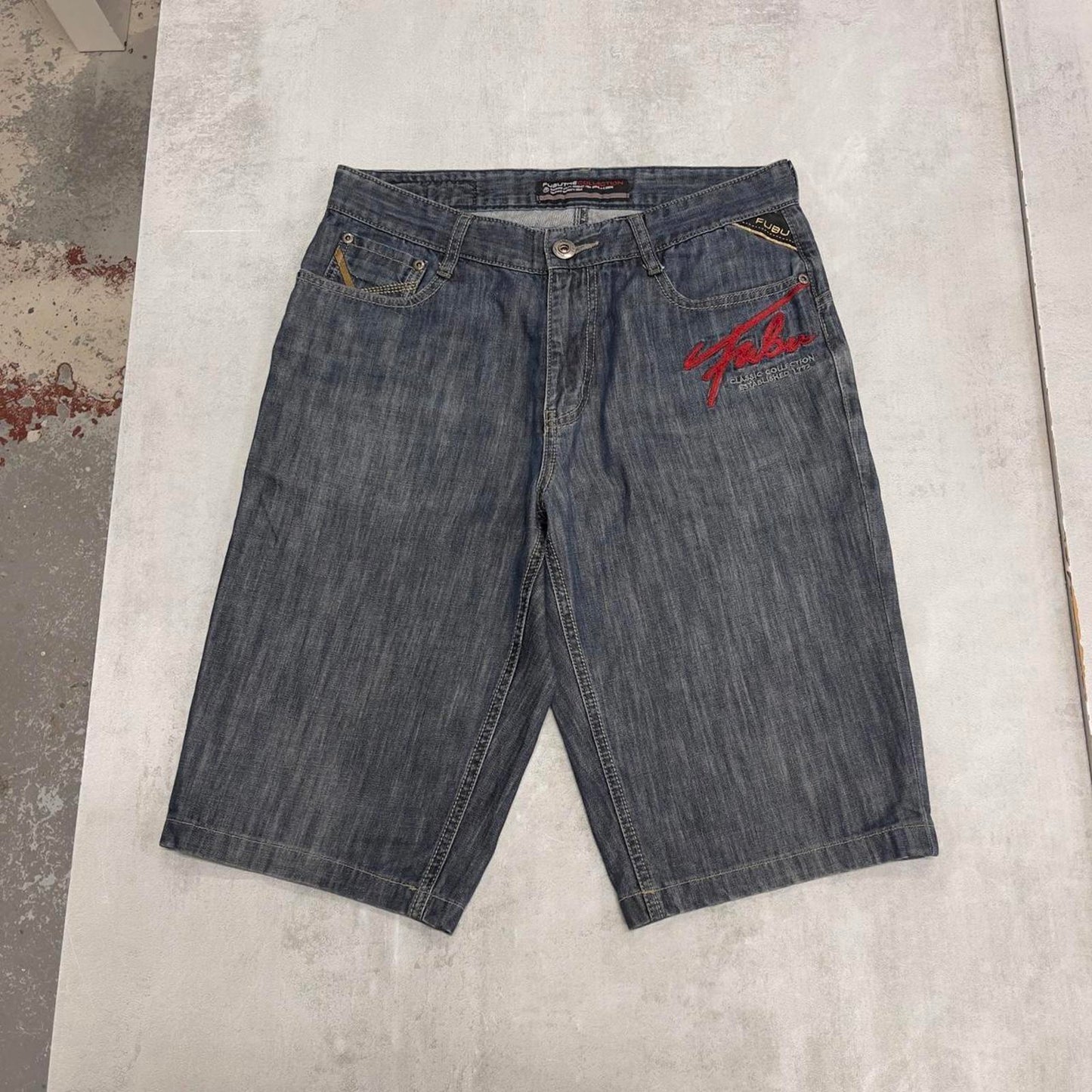 Mens embroidered FUBU denim shorts W30 Y2K print design hip hop jorts