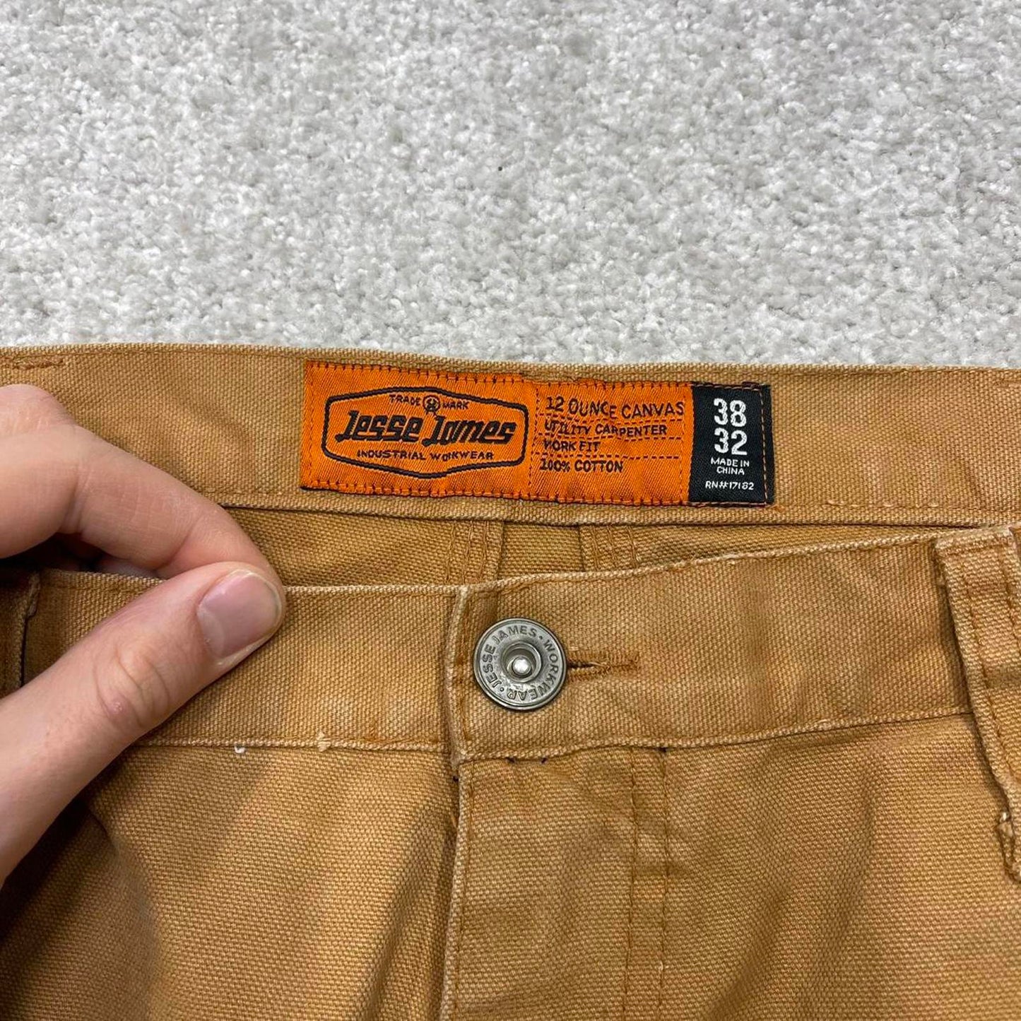 Y2K baggy carpenter jeans wide leg tan brown Loose Jesse James skate style workwear cargo pants
