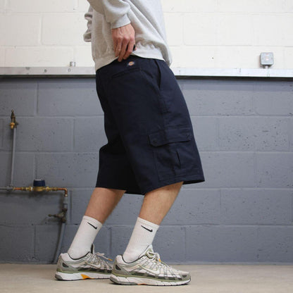 Y2K Dickies baggy cargo shorts skater style navy W40