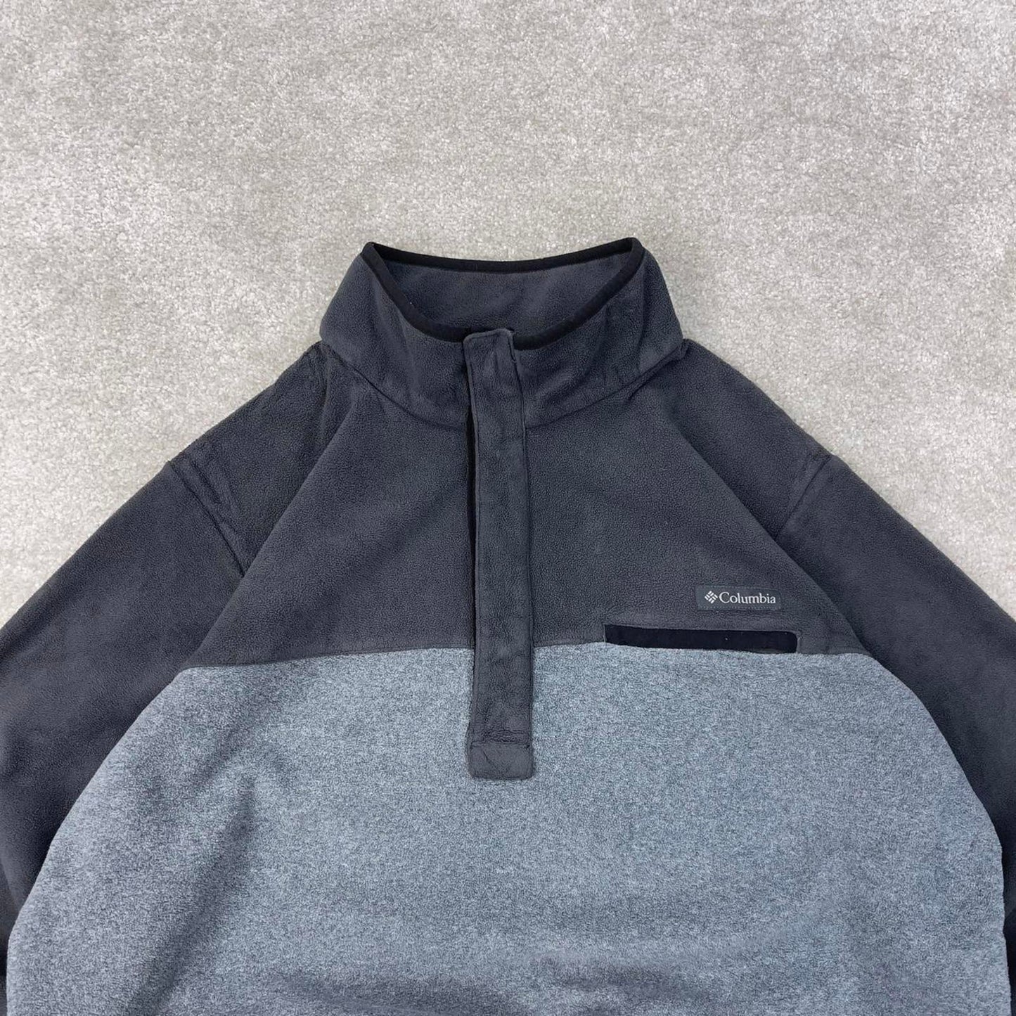Grey Columbia technical fleece Large y2k style snap T popper autumn fall fashion pull over