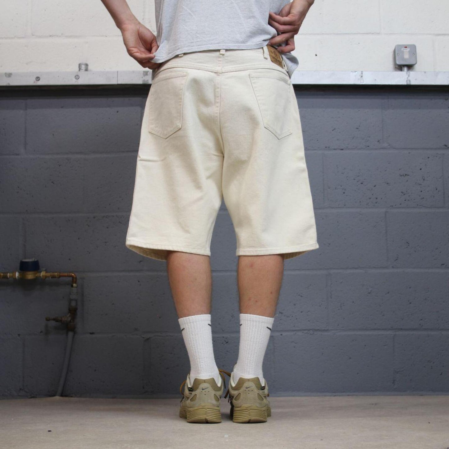 Wrangler denim shorts y2k off white Loose thick denim skater style summer jorts