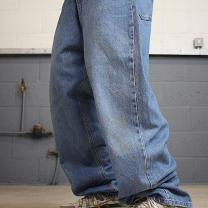 Vintage Carhartt jeans 90s skater style W46L32 blue denim 5 pocket workwear jeans 100% cotton