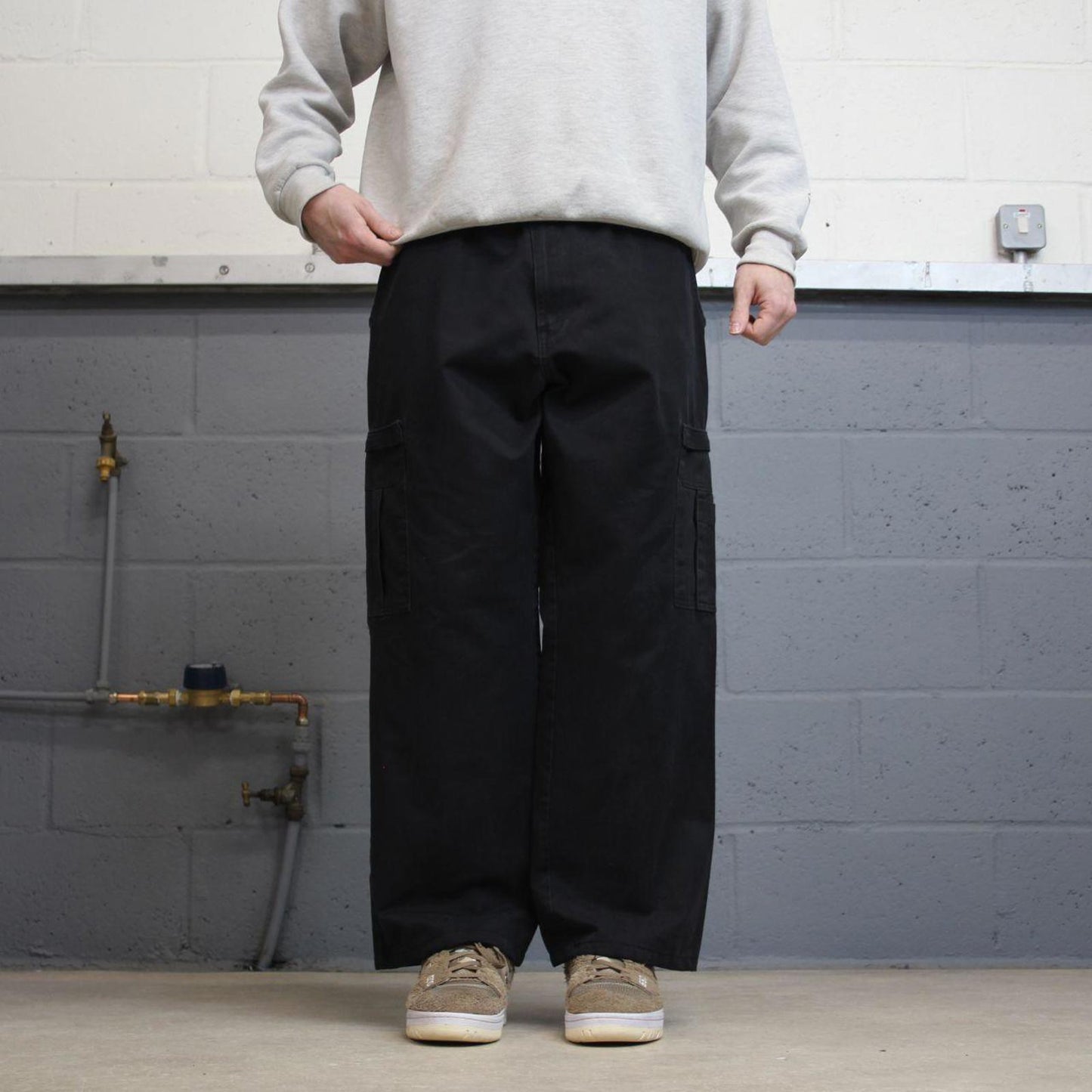 90s Dickies cargo trousers loose W36L28 black wide leg cargo skater twill chino style pants