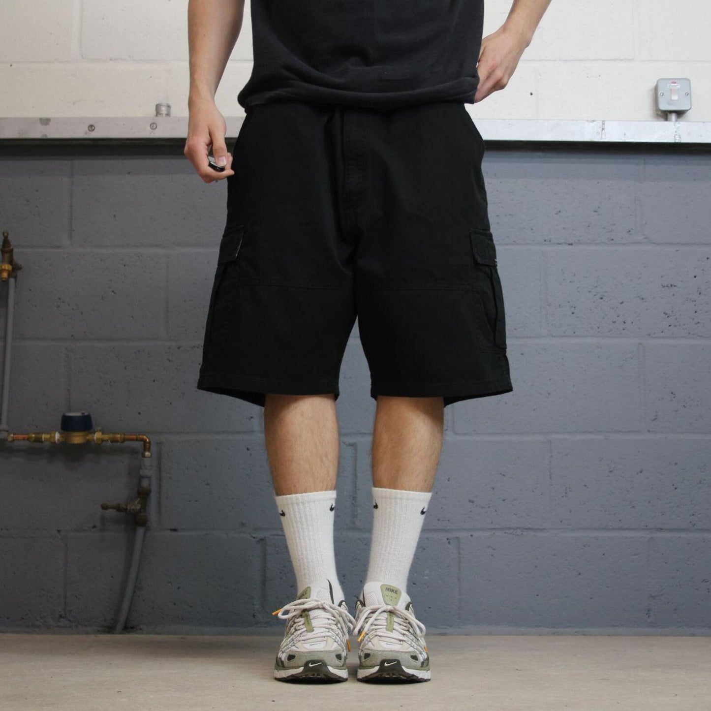 Wrangler baggy cargo shorts wide leg black Cotton chino skater style shorts loose leg