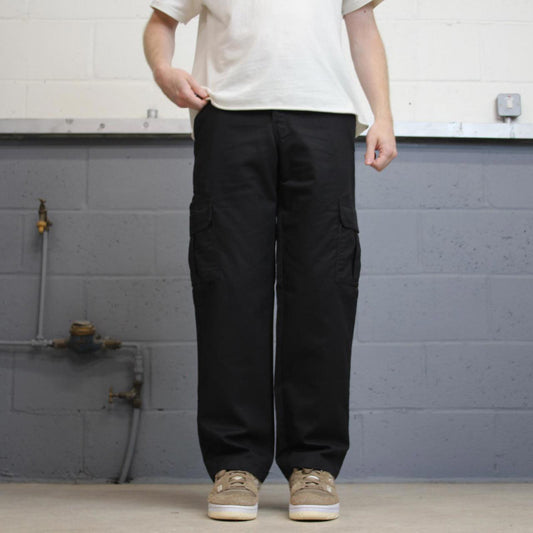 Black Dickies cargo trousers W32L30