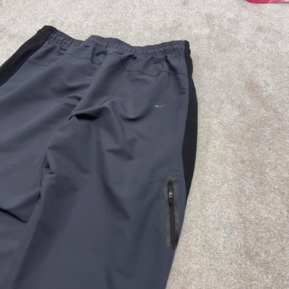Y2k Reebok tracksuit bottoms grey Large mens loose 00s joggers print logo trackies sporty style