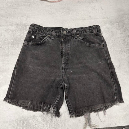 Black Levi's 505 jean shorts W30