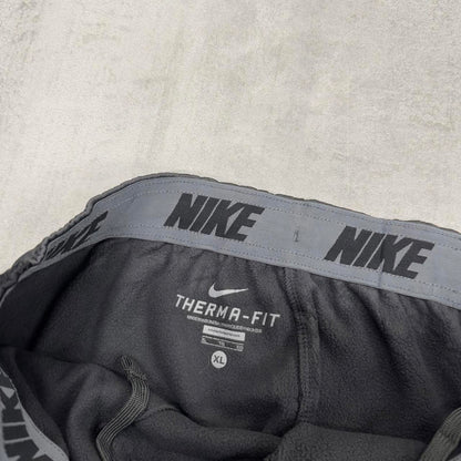 Baggy Nike Trackies XL Grey y2k 00s style fleece lined wide leg joggers embroidered logo side stripe