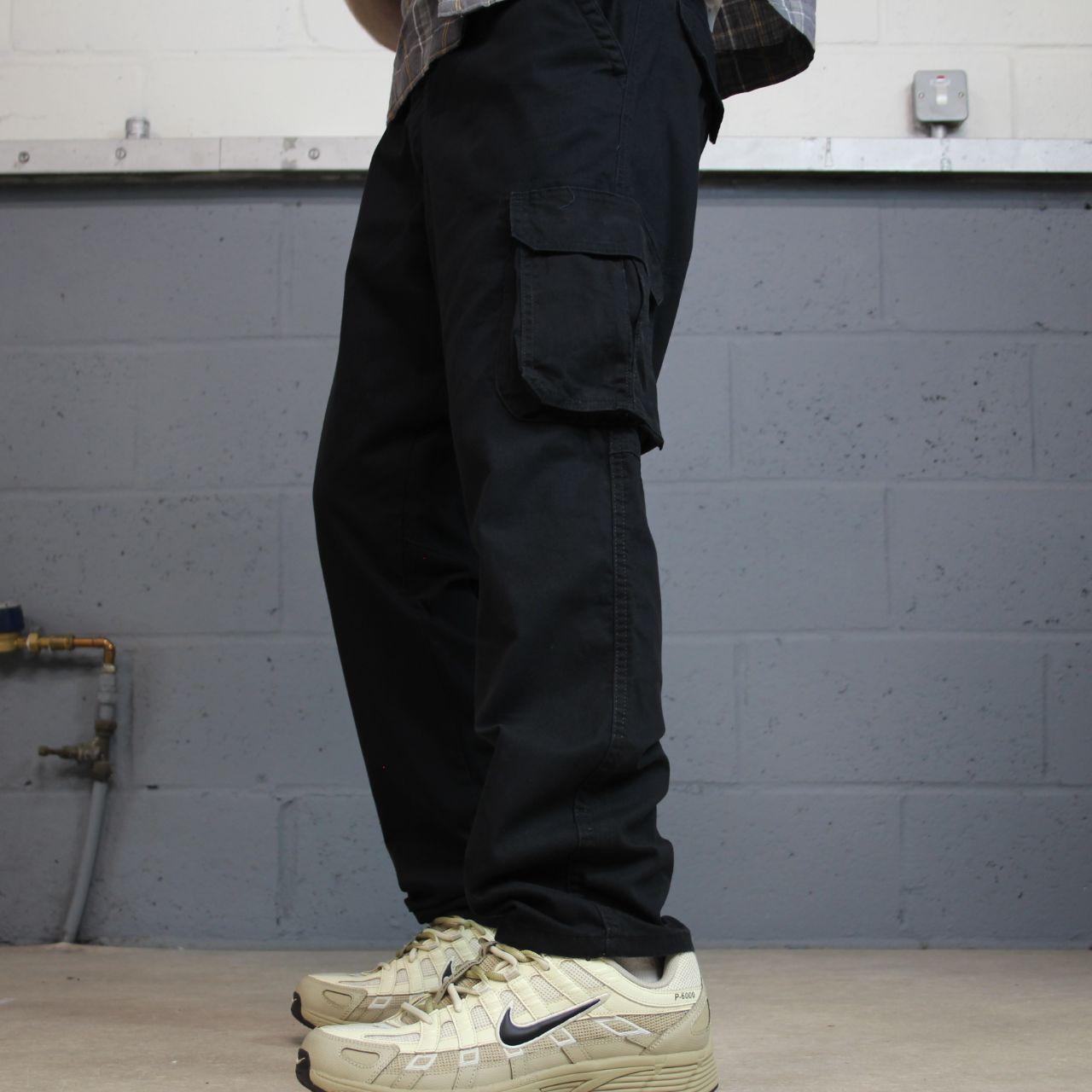 Wrangler cargo pants y2k black Regular taper fit skater work utility pants