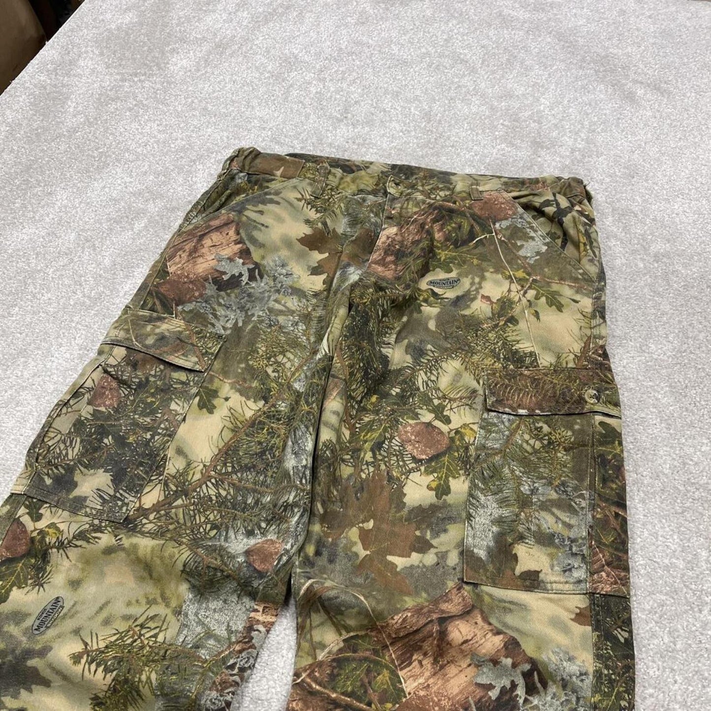 Baggy camo cargo pants wide leg green Loose floaty King's Camo tree camouflage cargos
