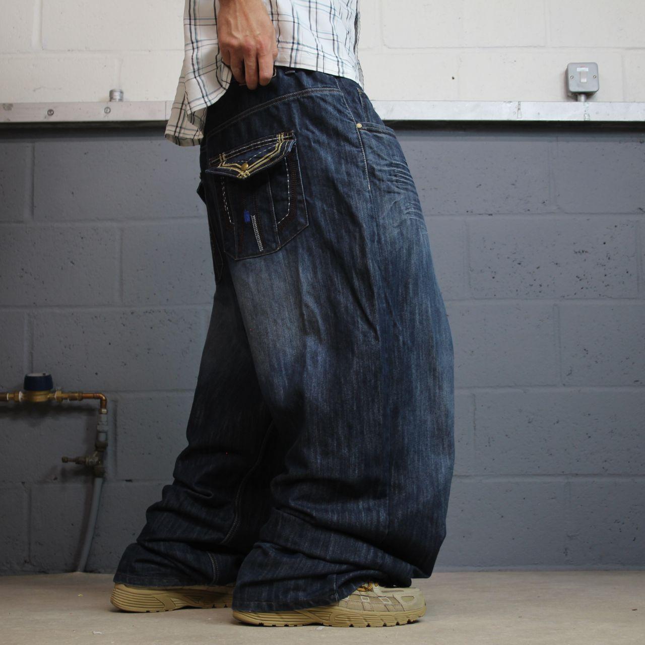 Extra baggy embroidered jeans y2k W48L33 blue Indigo 30 wide leg skater pants, embroidered design
