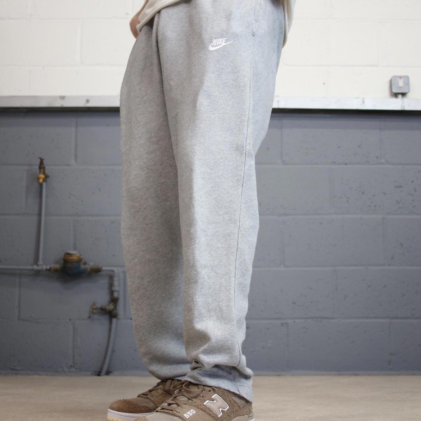 Y2k grey Nike joggers L