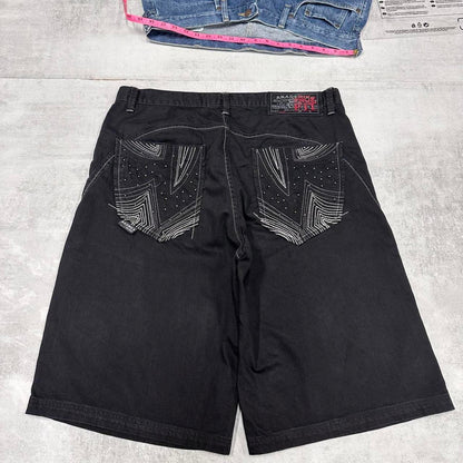 Baggy black Akademiks embroidered jorts W36 wide leg denim embroidered design skater style shorts