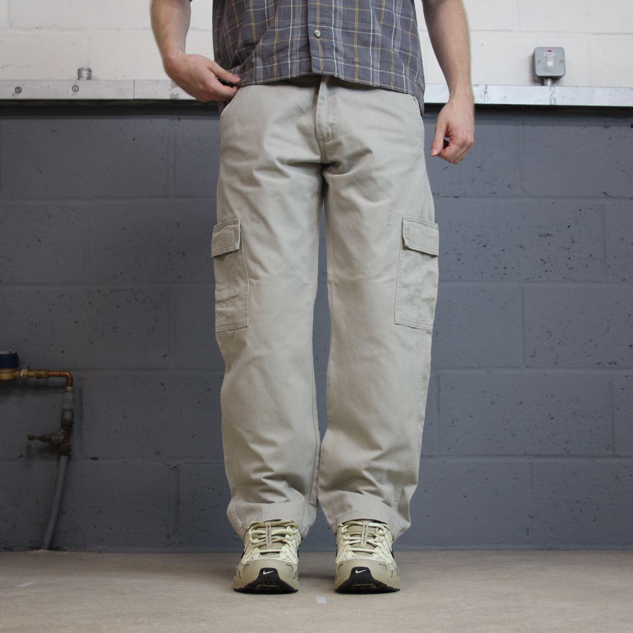 Wrangler cargo pants y2k beige W34L30 Loose straight leg skater style workwear utility