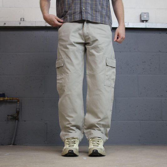 Wrangler cargo pants y2k beige W34L30 Loose straight leg skater style workwear utility