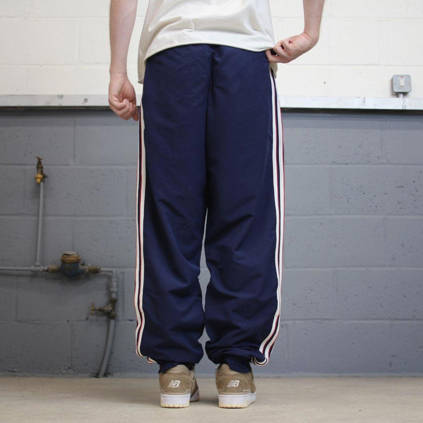 Navy Adidas trackies L y2k style sportswear track pants embroidered logo side stripe design