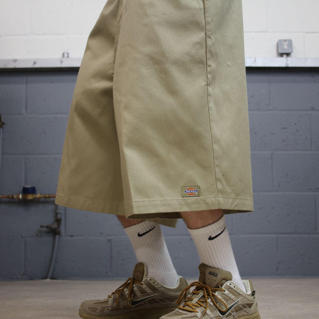 Dickies baggy chino shorts carpenter khaki Chino style skater shorts long wide leg festival