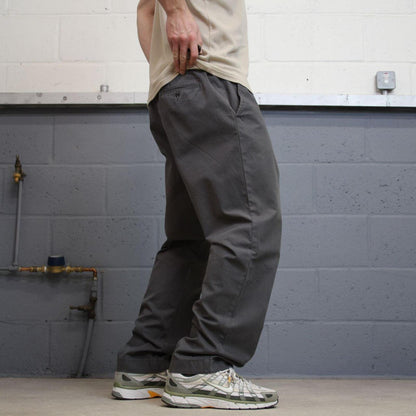 Y2K loose Tommy Hilfiger chino pants grey W38L32 Straight leg chino style trousers