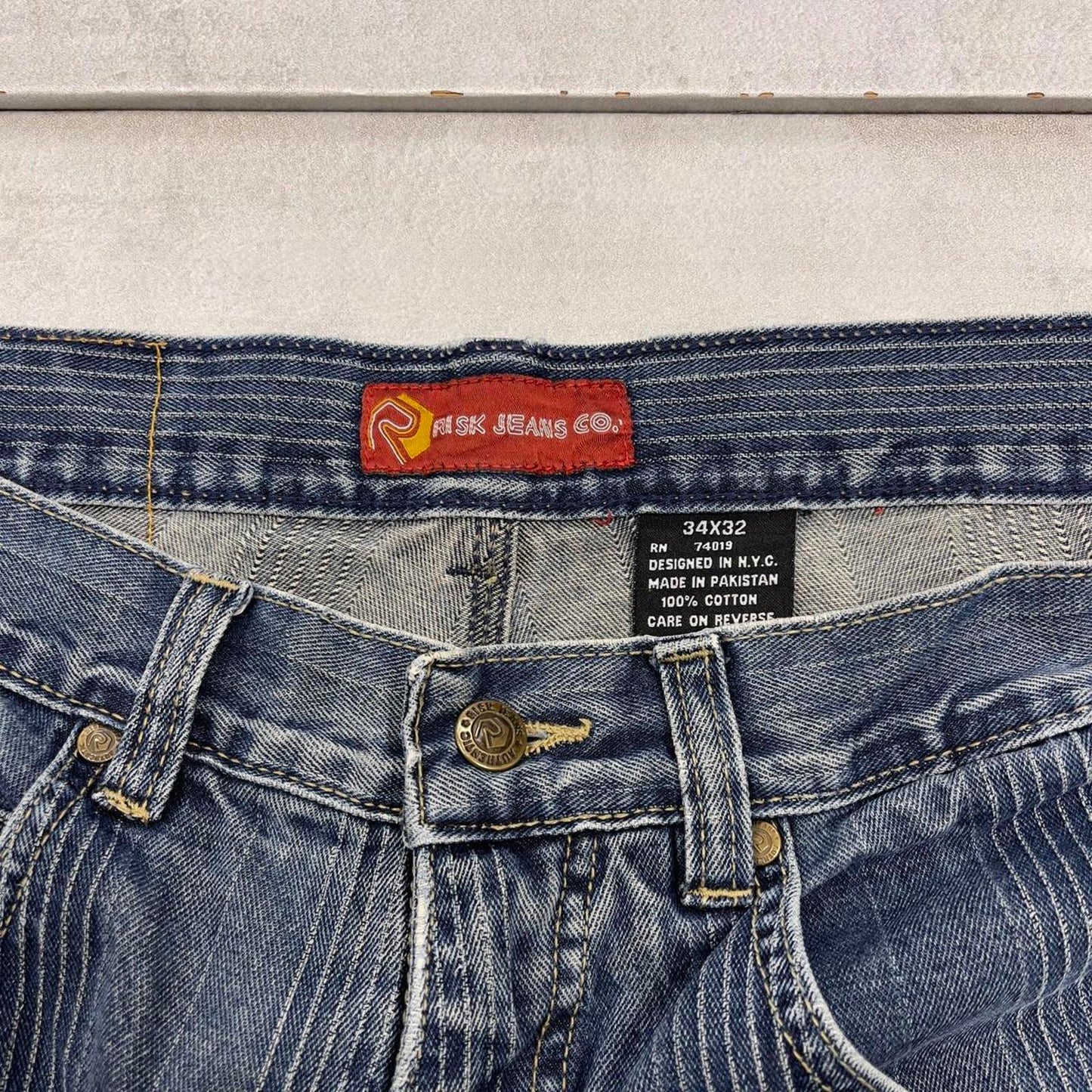 Baggy pinstriped Risk jorts W38