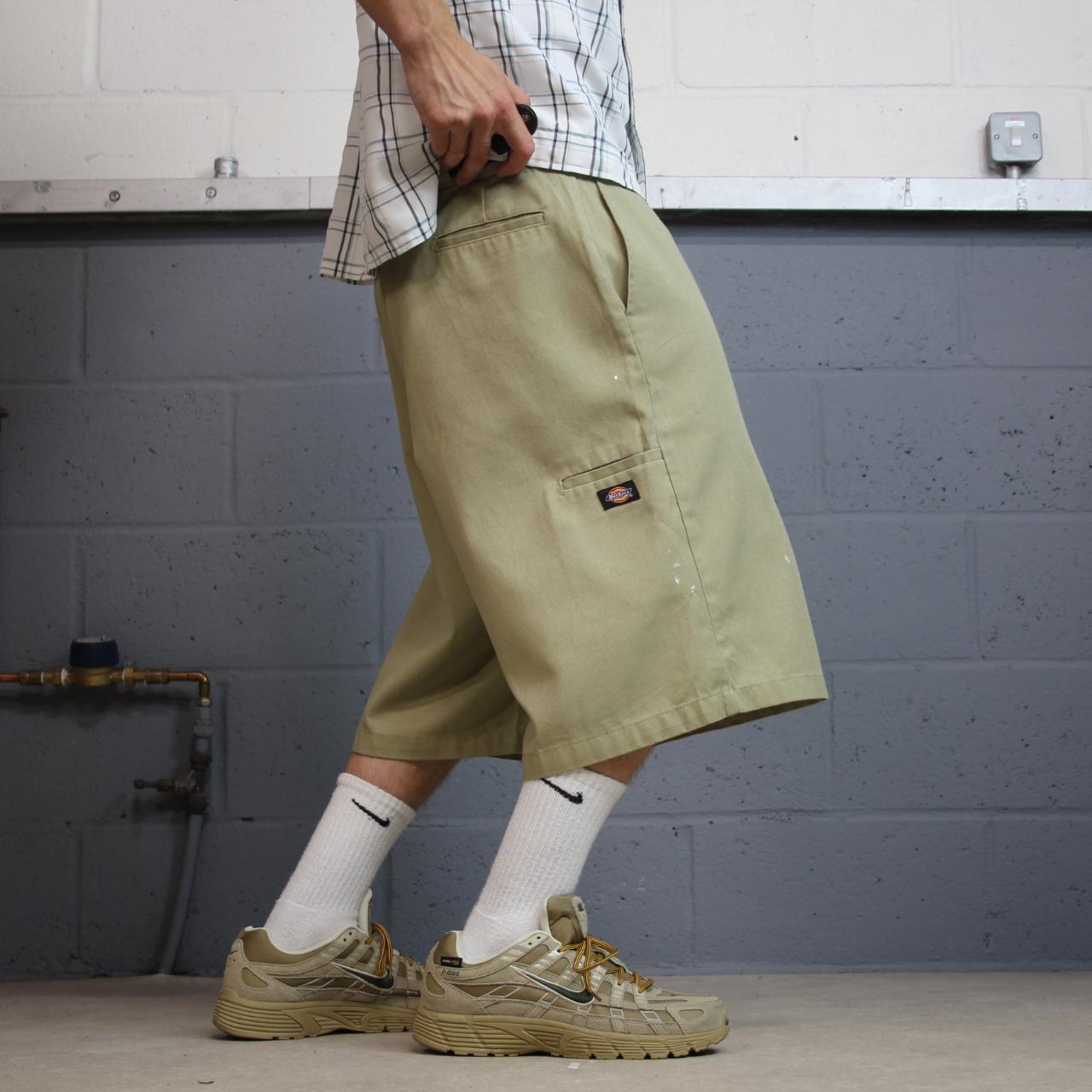 Dickies extra baggy carpenter shorts khaki Chino skater shorts long wide leg surf style