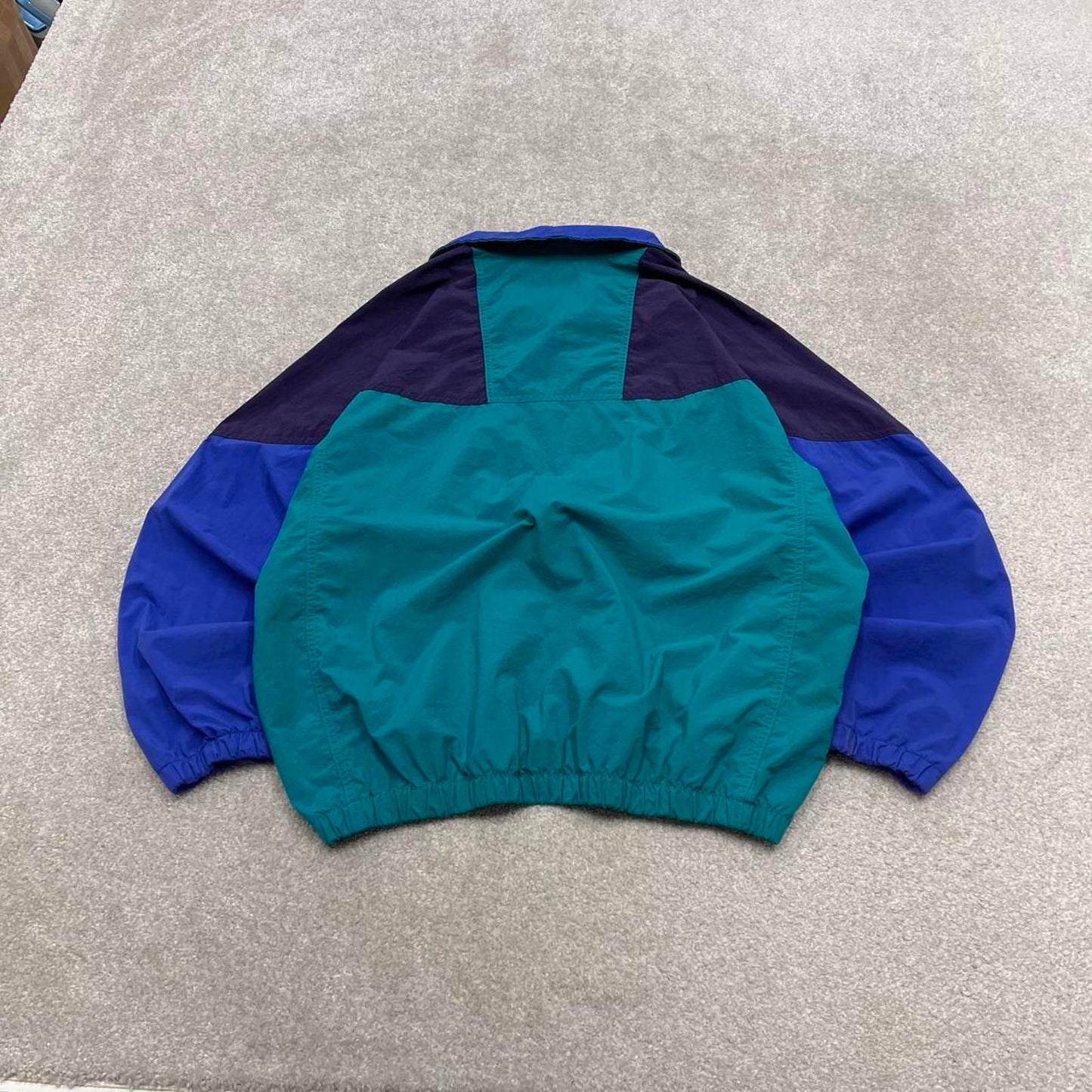 Vintage y2k Columbia technical windbreaker jacket green Bomber style lightweight jacket elasticated