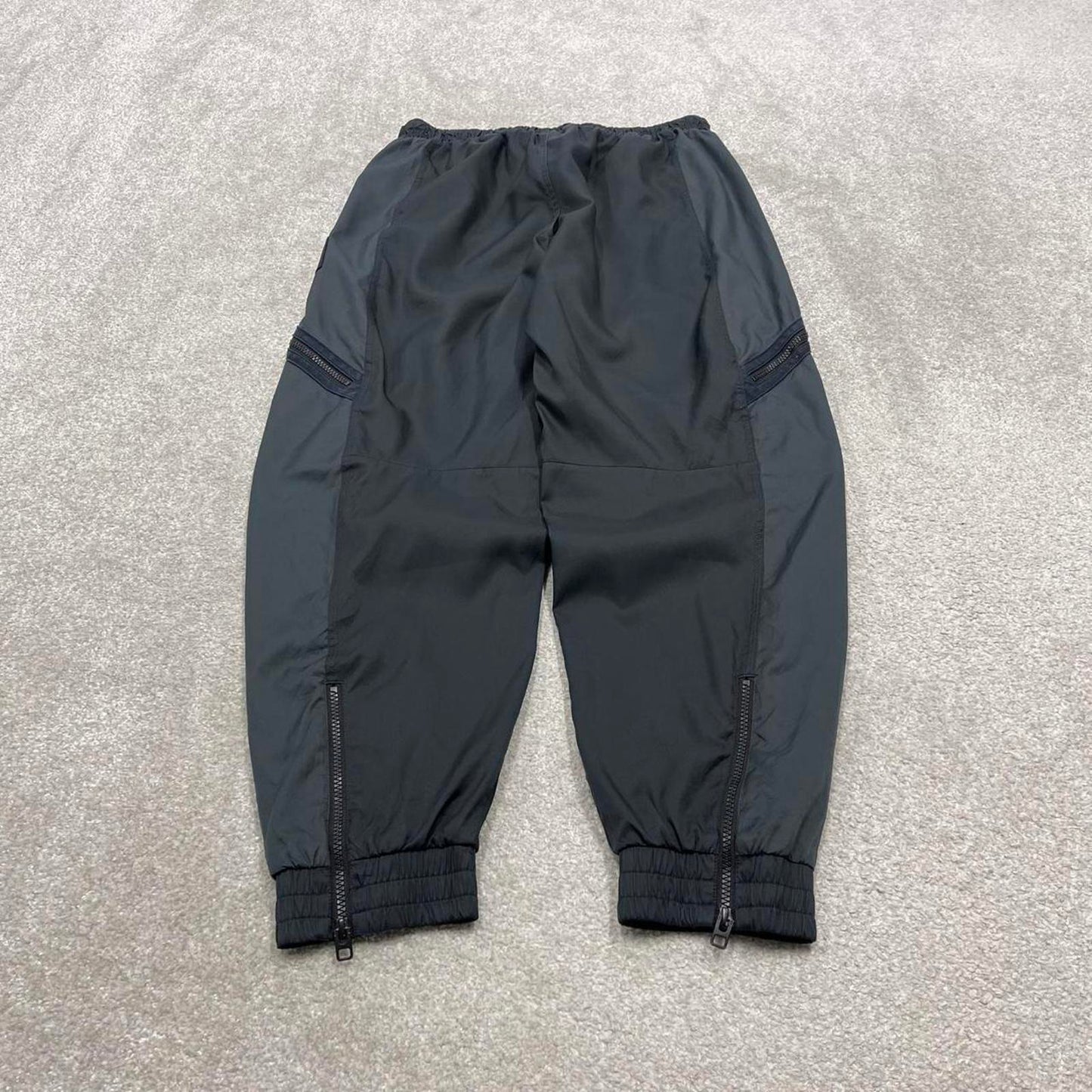 00s Nike tracksuit bottoms Large black grey loose leg y2k style joggers patch logo gym wear