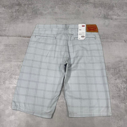 Mens Levi’s shorts W36