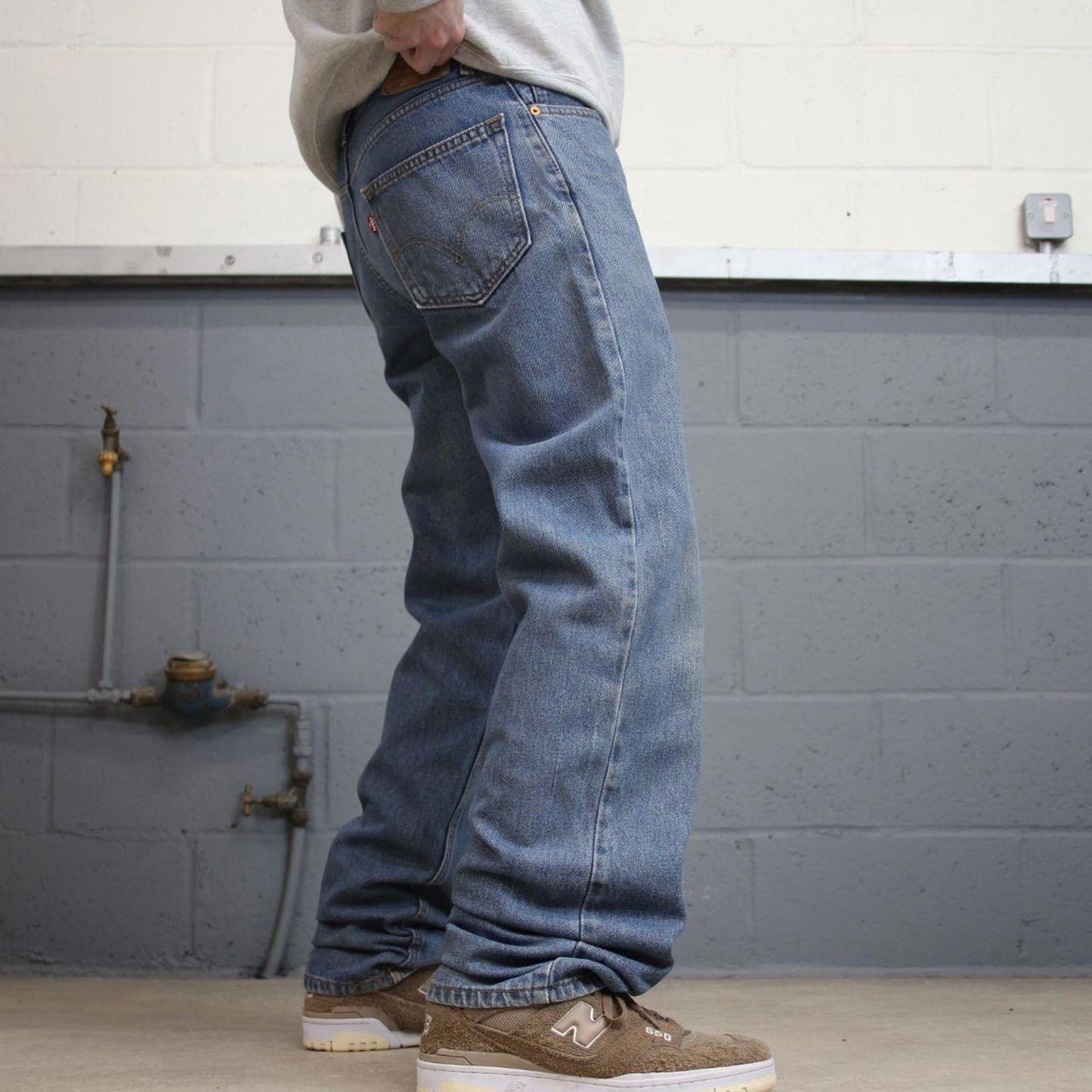 Baggy Levis 550 jeans W34 L34 blue loose 90s relaxed style skater jeans red tab logo
