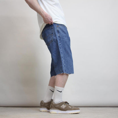 Mens Levi’s denim shorts W36