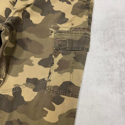 camo Urban Pipeline cargo pants W40L29 khaki green camouflage loose y2k style cargos utility pockets