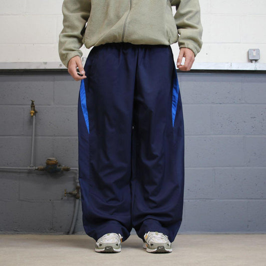 Baggy Fila trackies XXL navy loose Y2K style foaty joggers print logo