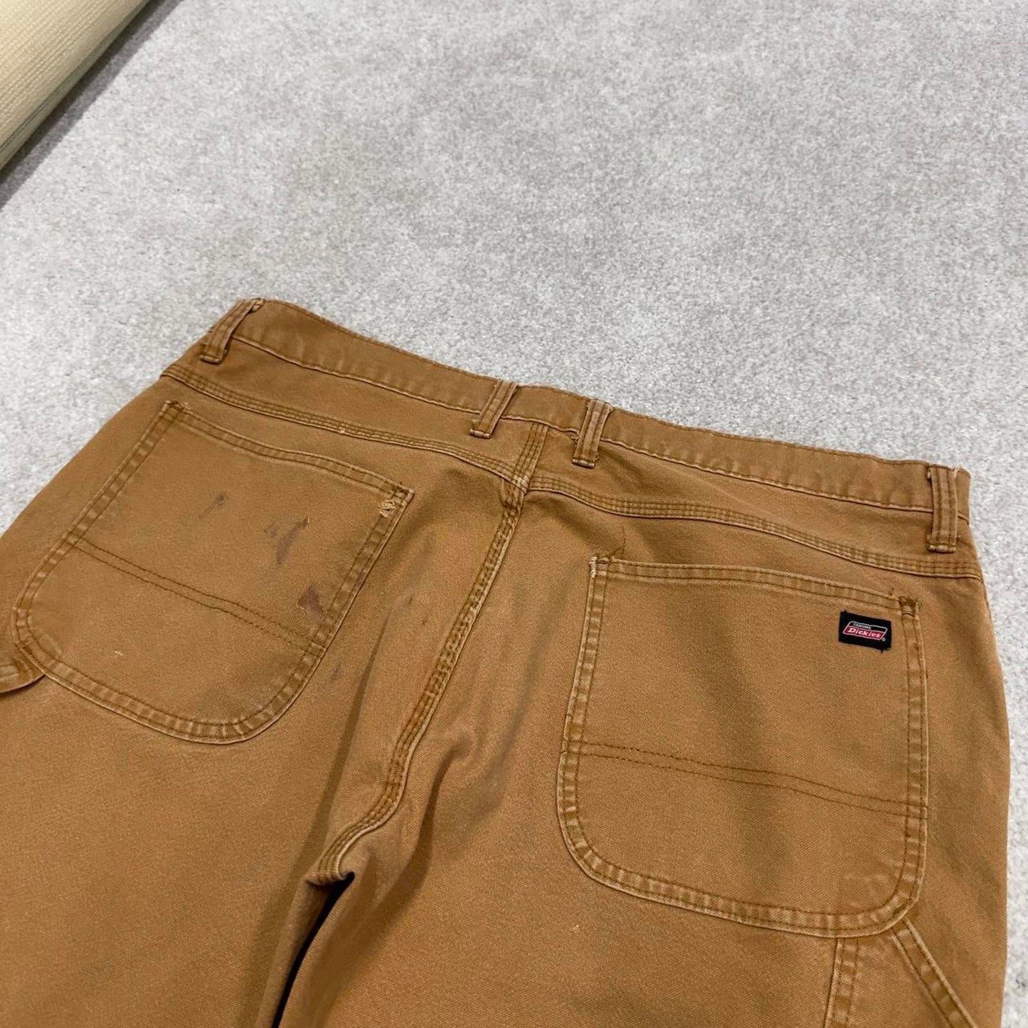 Dickies carpenter pants tan cargos W38L30 90s skater style workwear cargo pants