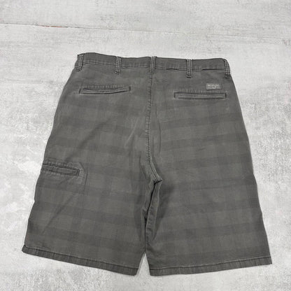 Baggy Wrangler carpenter shorts W34