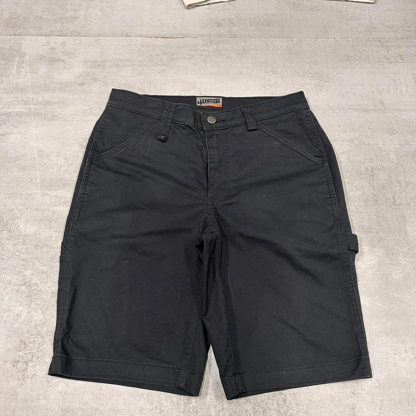 Carpenter shorts, size 6 (W30)