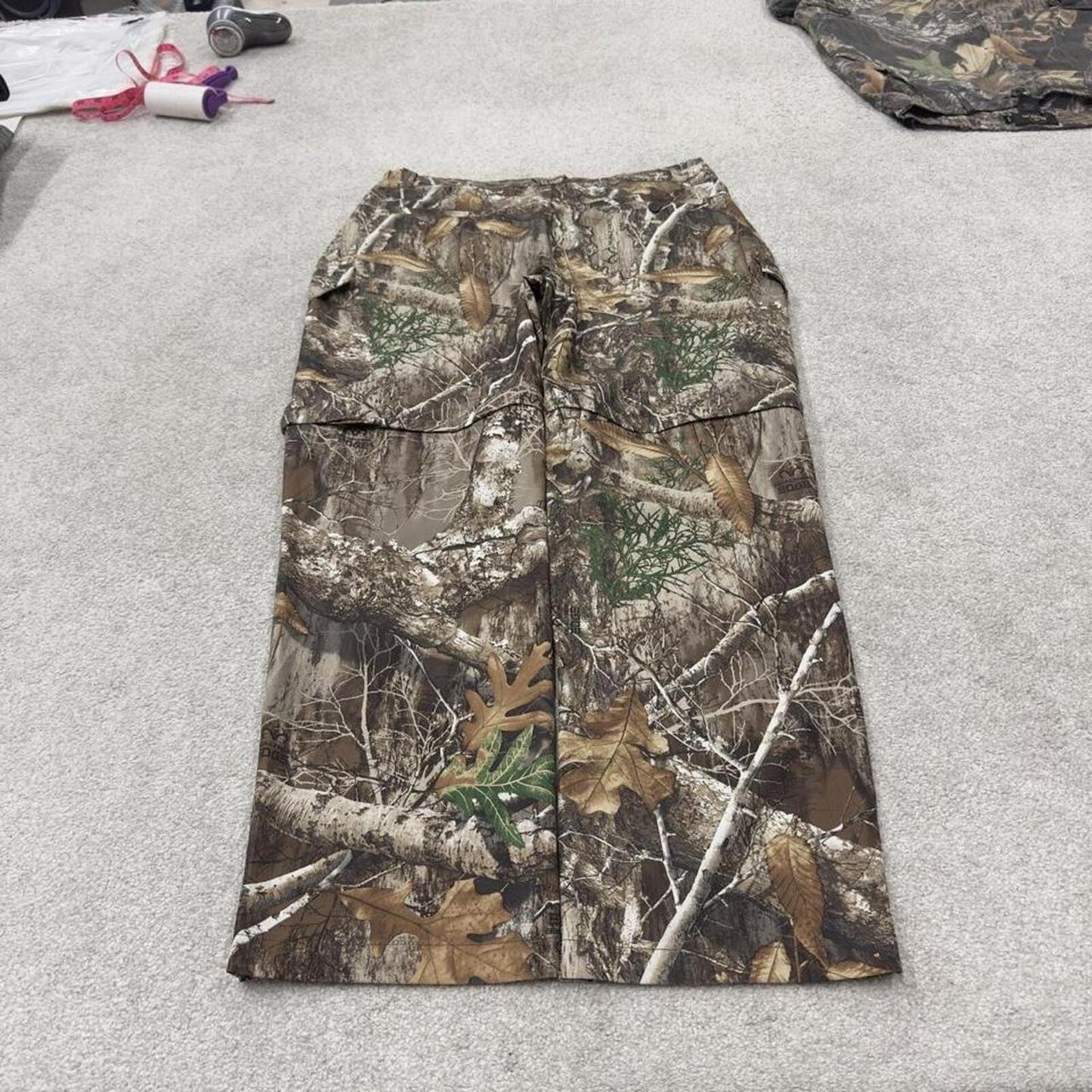 Realtree convertible camo cargo pants green Magellan loose floaty leg camouflage trouser shorts